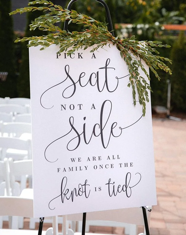 Sign boardx pexels knoxtnphoto 3592892